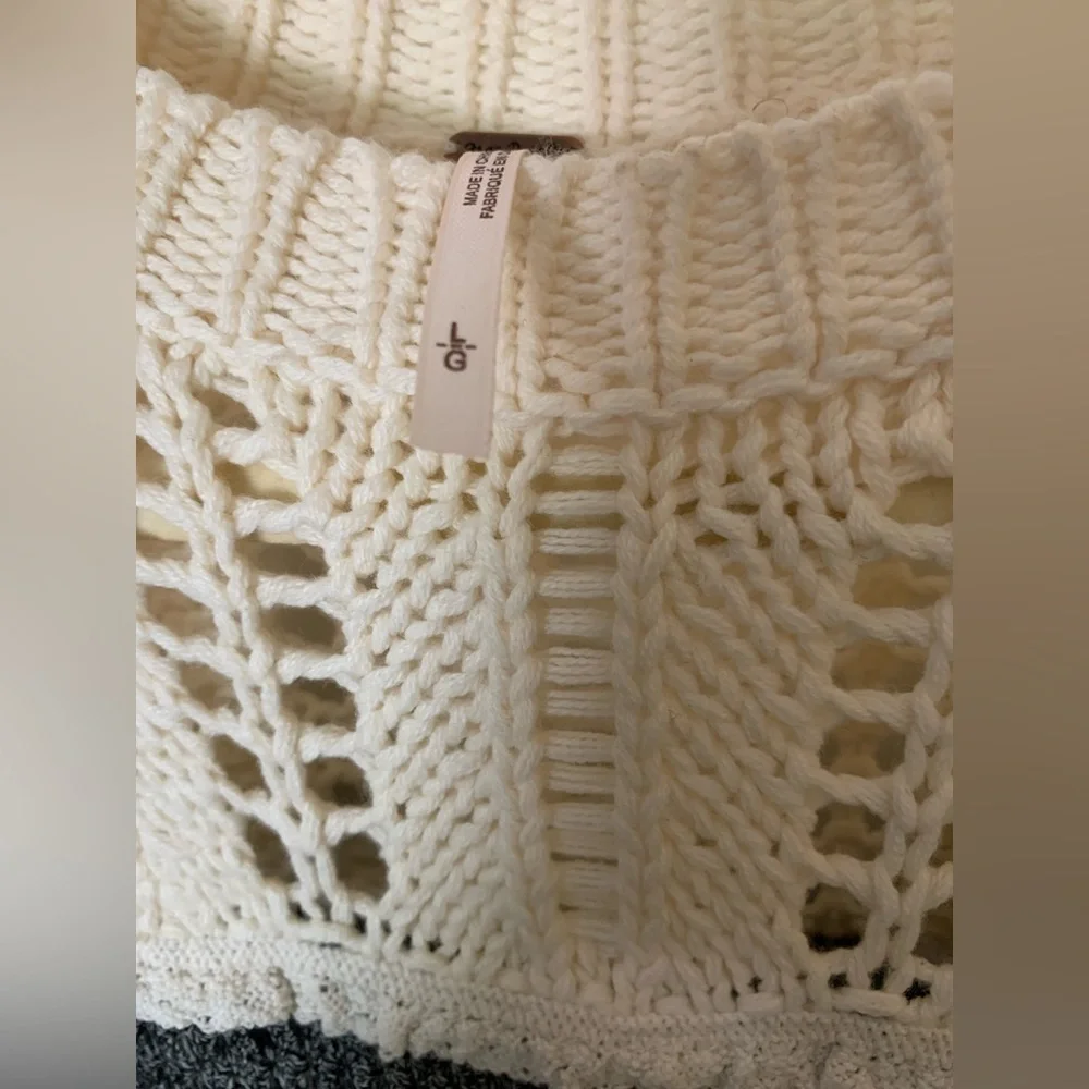 Free People Colorblock Crew Neck Sweater Gray‎ & Cream Boho Cottagecore Academia